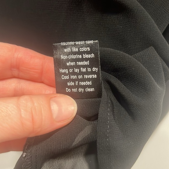 Sheer black blouse with lace shoulders - Picture 8 of 8